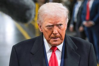 "No somos muy buenos en redes sociales": Dirigente europeo ironiza sobre las críticas de Trump hacia la UE