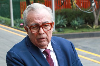 Amplían denuncia contra gobernador y decenas de políticos de Sinaloa por presuntos vínculos con narcos