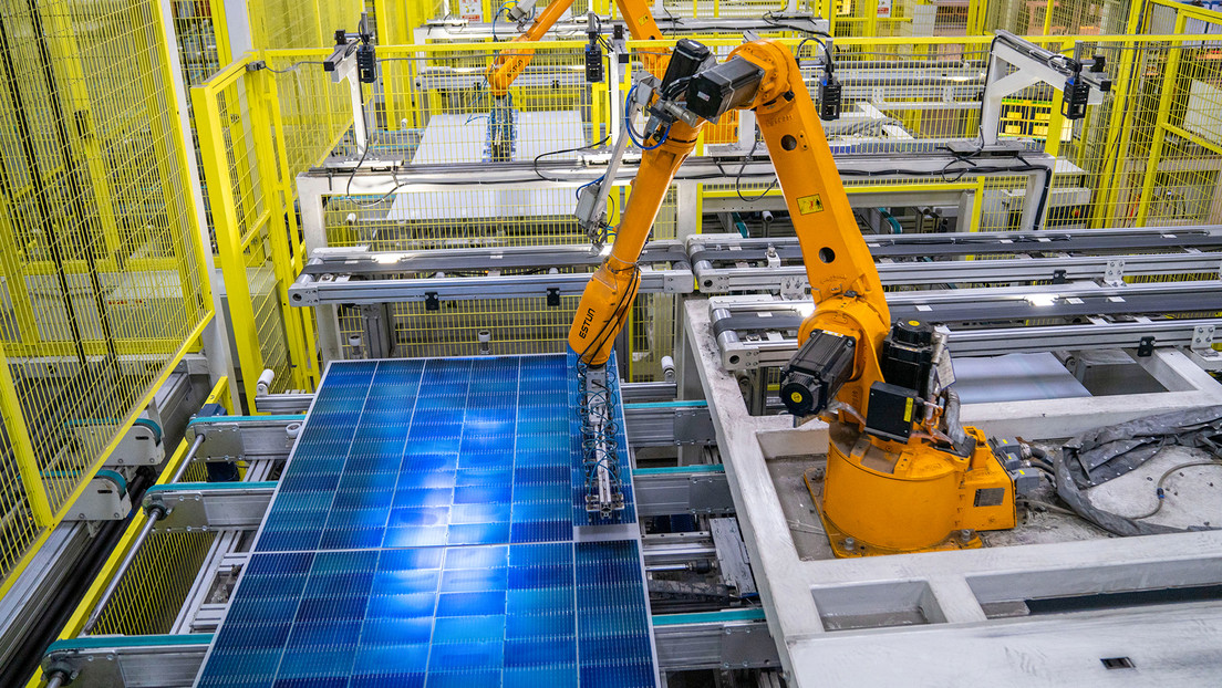 El sol que no agrada: el golpe de Trump a una industria por sus vínculos con China