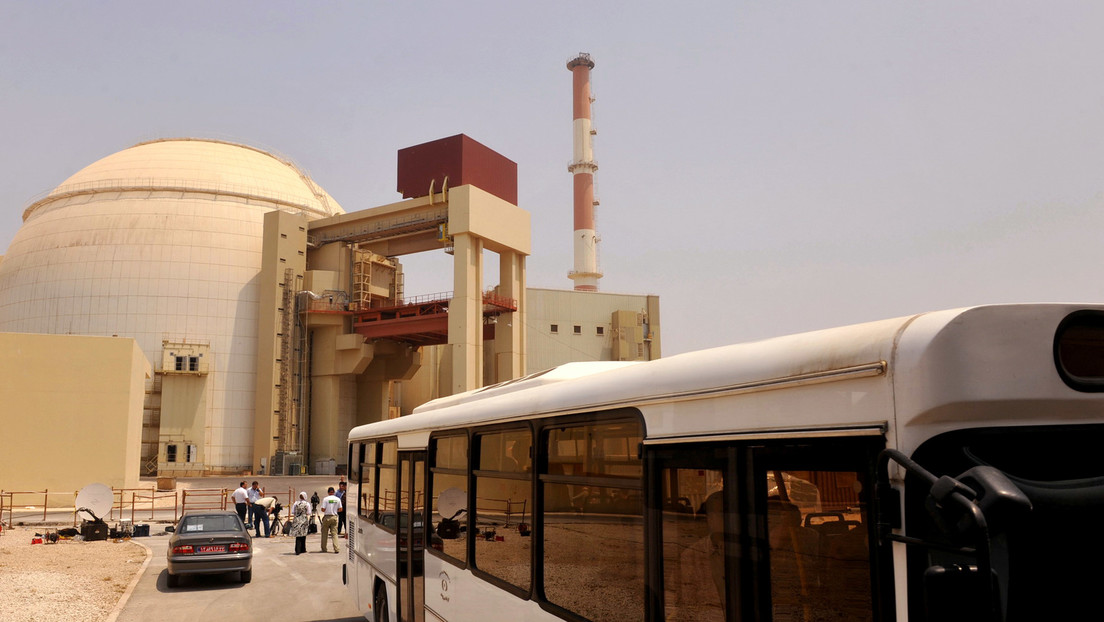 Rosatom está listo para volver a sus empleados a la central nuclear iraní en construcción