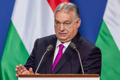 Consejo de Orbán al gabinete entrante: "Ir a Bruselas a luchar, o los pisotearán"