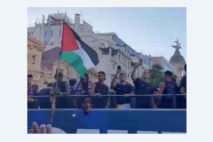 VIDEO: Lamine Yamal celebra el título del FC Barcelona con la bandera de Palestina