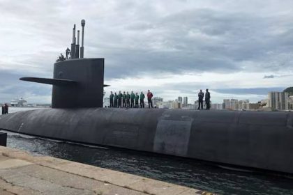 Submarino de EE.UU. aparece en un puerto del Mediterráneo en medio de las tensiones con Irán