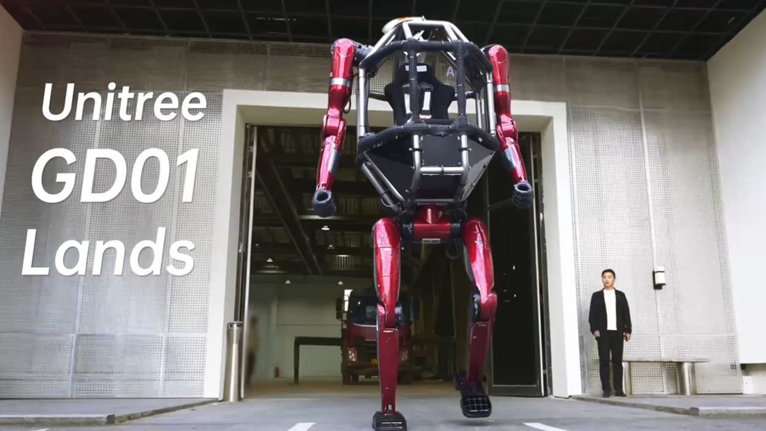 China presenta el primer robot 'mecha' transformable tripulado para uso civil (VIDEO)