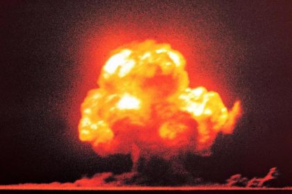 Descubren un cristal hasta ahora desconocido creado por la primera bomba atómica de la historia