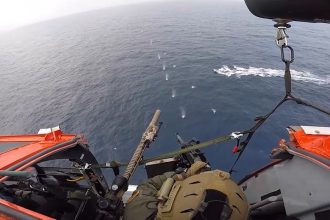 VIDEO: EE.UU. muestra cómo interceptó tres 'narcolanchas' cerca de Colombia