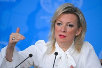 Zajárova nombra al principal enemigo de Ucrania