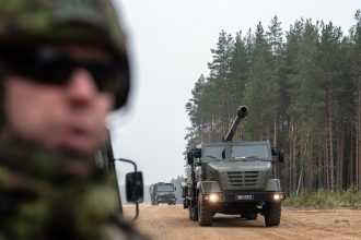 País de la OTAN se queja del drástico encarecimiento del equipo bélico en medio de la militarización de Europa
