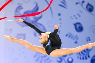 Federación Internacional de Gimnasia revoca las sanciones a atletas rusos y bielorrusos