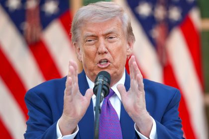 Trump: Irán "está deseperado" por llegar a un acuerdo