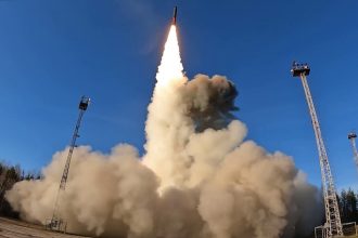 "Los mayores de las últimas décadas": Rusia continúa los ejercicios de sus fuerzas nucleares (VIDEO)