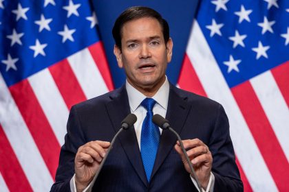 Rubio comenta el despliegue adicional de tropas de EE.UU. en un país europeo