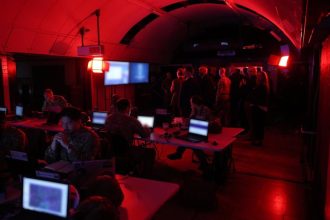 Medios: La OTAN ensaya "ataques profundos" contra Rusia desde el metro de Londres