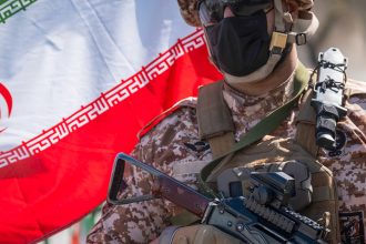 Jefe militar iraní promete una respuesta "devastadora" a cualquier agresión