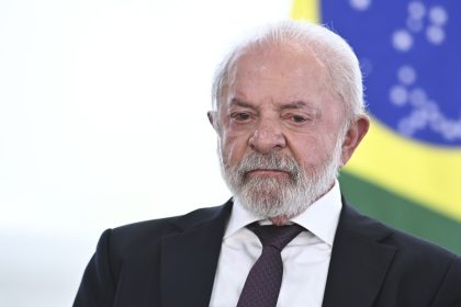 Lula se somete a radioterapia tras la extirpación de un cáncer de piel