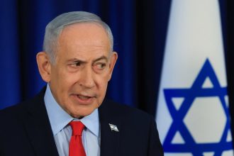 Netanyahu ordena intensificar los ataques contra Hezbolá en el Líbano