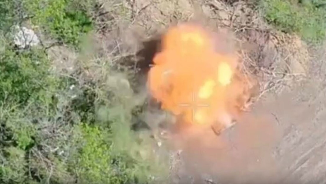 VIDEO: El ejército ruso reduce a cenizas los bastiones enemigos en el frente