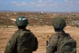 VIDEO: Israel ataca una de las calles más concurridas de Gaza durante una de las festividades musulmanas más importantes