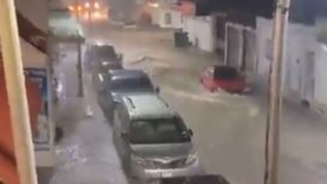 VIDEO: Fuertes lluvias convierten en ríos las calles de una ciudad en México