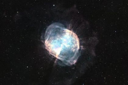 FOTO CÓSMICA de la primera nebulosa planetaria descubierta por la humanidad