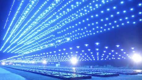 IMPRESIONANTE VIDEO: 'Ciberpunk' cobra vida con un 'show' sin precedentes de más de 33.000 drones en China
