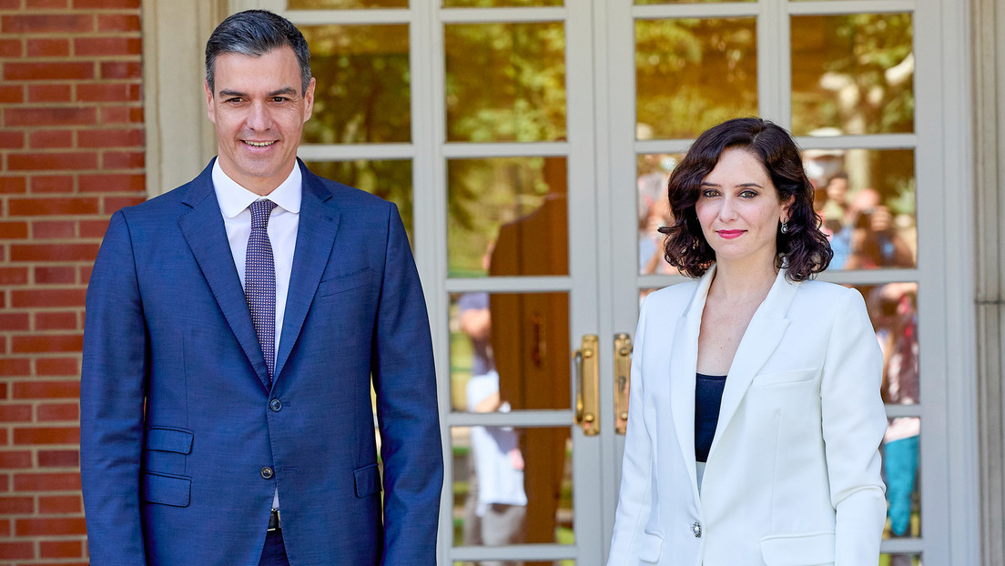 Sánchez: "Va la señora Ayuso a México a dar lecciones de historia y acaba dando vergüenza ajena"
