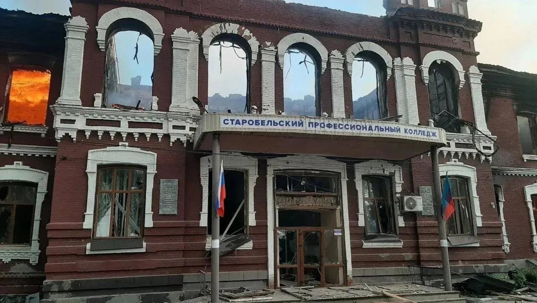 Una joven se quema viva al huir del ataque de Kiev a una residencia estudiantil
