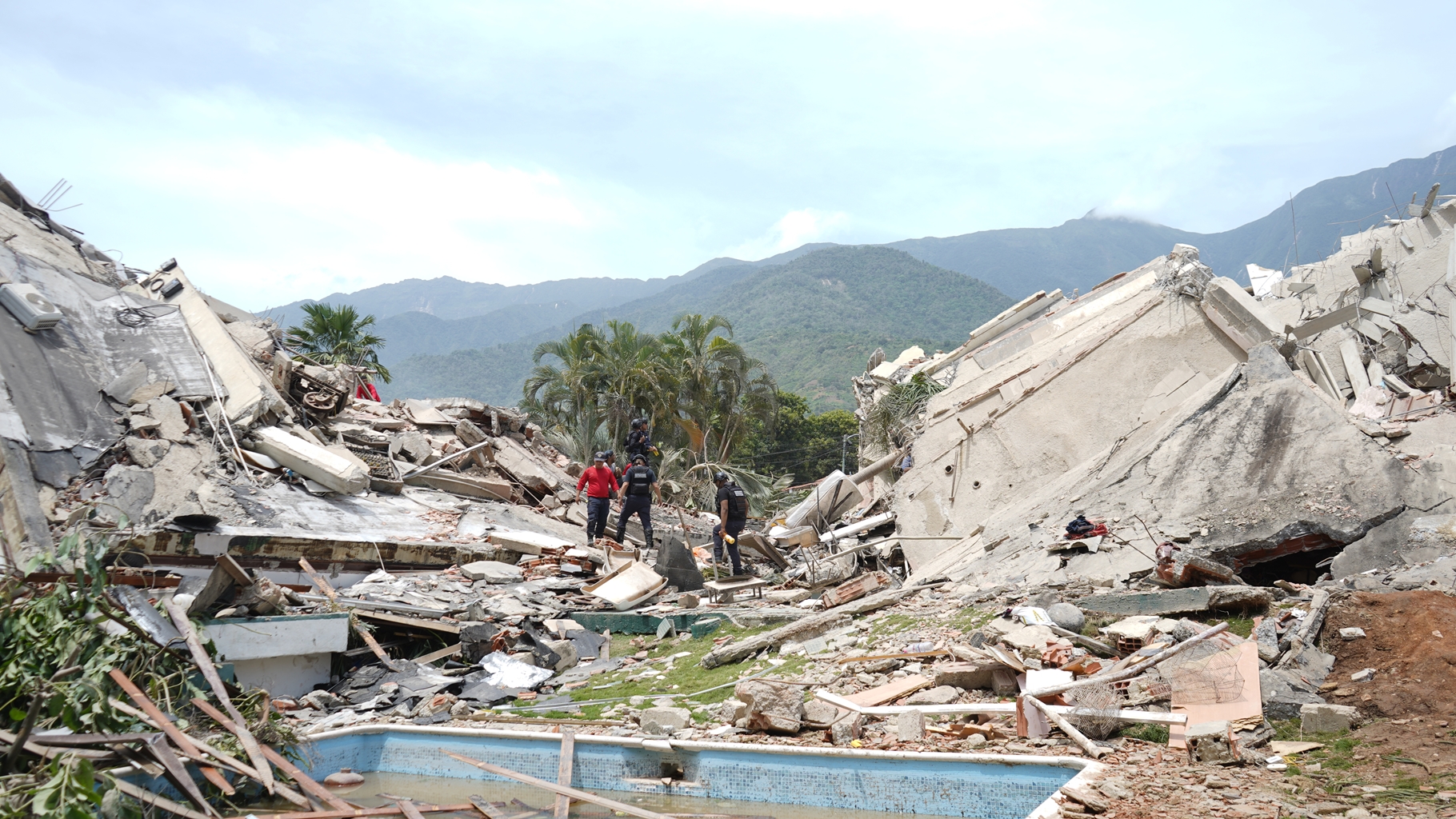 Las primeras horas en La Guaira tras los fuertes terremotos: “Lo que pedimos es ayuda”