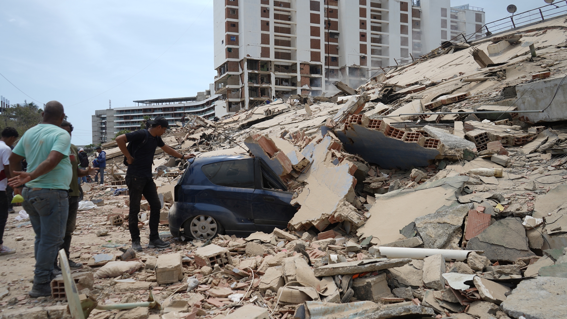 Las primeras horas en La Guaira tras los fuertes terremotos: “Lo que pedimos es ayuda”