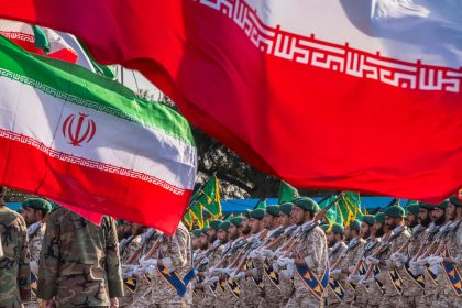 Mando militar iraní: "Aún no hemos mostrado todas nuestras cartas ganadoras"