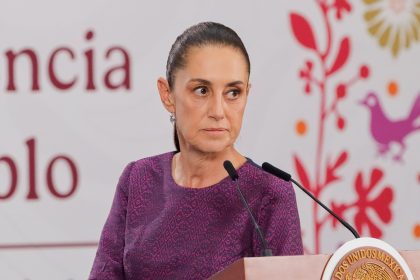Sheinbaum abre la puerta a discutir la regulación de redes sociales en México