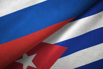 Rusia a Cuba: "Saldremos de esta difícil situación como hermanos, hombro con hombro"