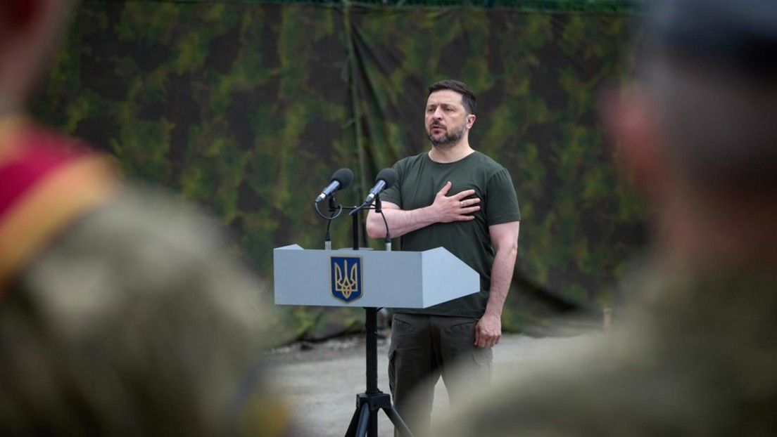 Aliado de Kiev augura "negocios difíciles" con Ucrania si no cesa de glorificar a nazis