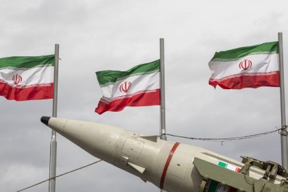 Las fuerzas iraníes, preparadas para realizar "operaciones extensas e instructivas en todos los frentes"