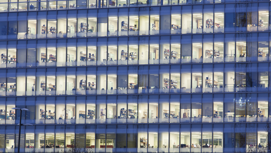 Axios: La inteligencia artificial enmascara la baja alfabetización laboral en EE.UU.