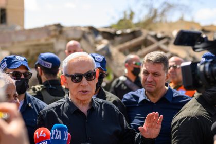 Ynet: Netanyahu afirma que Trump lo presionó para que limitara la respuesta a Irán