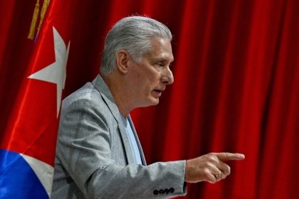 Díaz-Canel expone las iniciativas económicas que planea implementar Cuba ante el bloqueo de EE.UU.