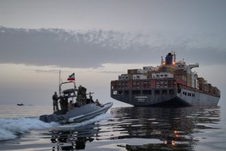 Reuters: Fuerzas de EE.UU. derriban varios drones iraníes que se dirigían hacia el estrecho de Ormuz