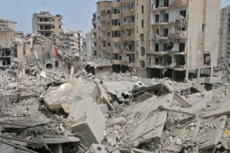 Diez edificios por cada disparo desde el Líbano: la propuesta extrema que divide al Gobierno israelí