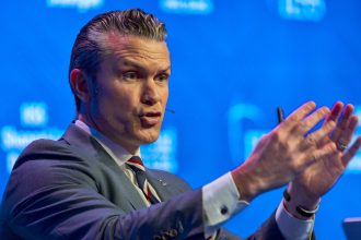 Hegseth: El material nuclear de Irán quedará bajo supervisión de EE.UU.