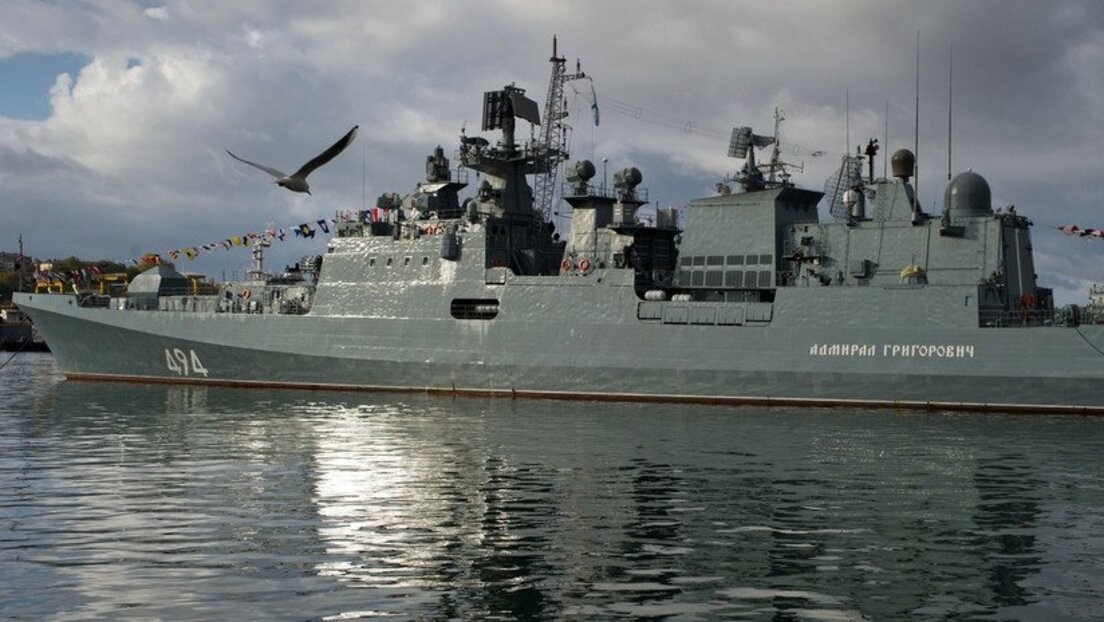 "Los pinchamos": Admiten en el Reino Unido que su yate pudo buscar provocar a la fragata rusa