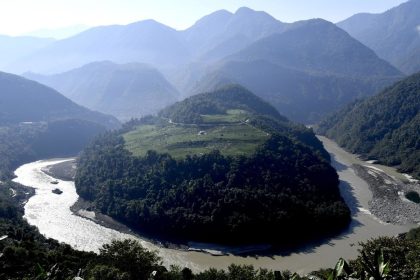 "China confía en domar la naturaleza": expertos se rinden ante la mayor hidroeléctrica del mundo