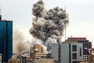 Revelan qué modelo de IA usó EE.UU. para lanzar municiones contra Irán