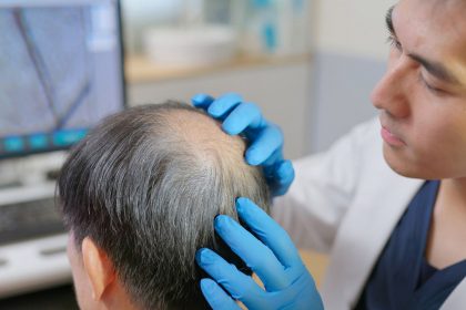 Cabello o vida: País asiático planea una controvertida adición a sus seguros de salud pública