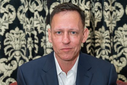 Un hackeo desnuda el club secreto de ultramillonarios liderado por Peter Thiel