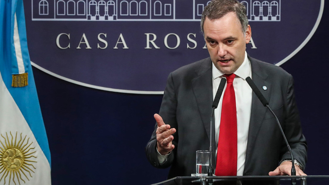 Adorni pierde una posición clave, pero sobrevive en el Gobierno de Milei: ¿quién lo reemplaza?