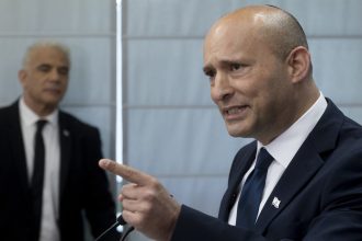 Ex premier israelí carga contra Netanyahu por perjudicar la imagen internacional del país