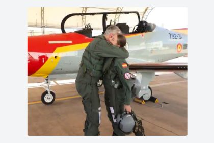 VIDEO: Felipe VI y la princesa Leonor realizan su primer vuelo de instrucción juntos