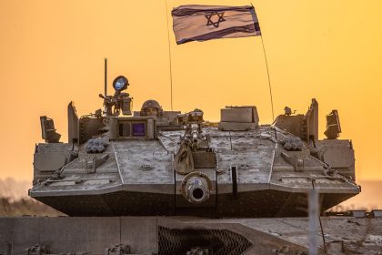 Tucker Carlson señala lo que está detrás de las acciones de Israel