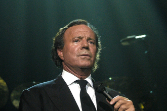 Caso de agresión sexual de Julio Iglesias da un nuevo giro con posible contraataque